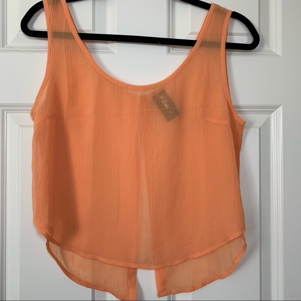 Sac’e open back sheer top w/ single button - Picture 2 of 8
